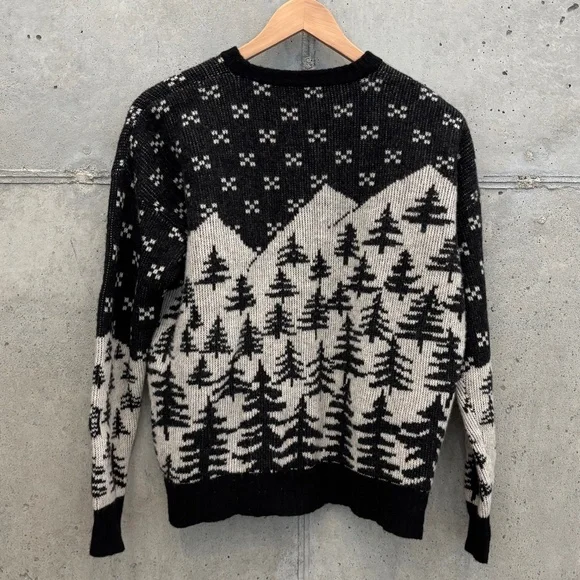 J.Crew Snow Cabin Forest Wool Sweater, Size XL - Picture 4 of 11
